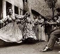 Перейти в галерею ...